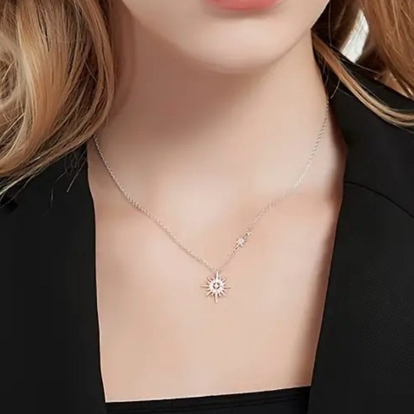 925 Sterling Silver/Zircon Sunflower and Star Necklace New in Packaging